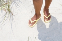 Pros and Cons of Wearing Flip Flops
