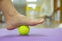 The Benefits of Exercising While Barefoot