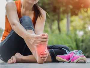 Causes of Outer Foot Pain While Running