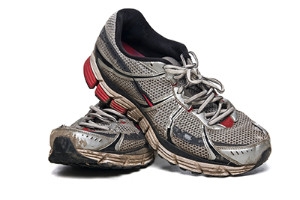 High School Student gives Classmate Pair of Shoes